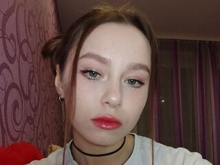 camgirl playing with dildo LorettaGee