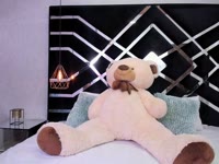 I am mine, welcome, tender, sensual, naughty, I want to get to know you and discover everything that excites you. You may see me as an angel, but my petite body has the ability to take your lust to a new level you