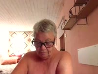Hello iam a granny i like sex or masturbate for you