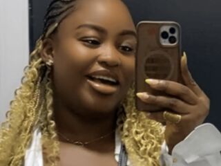 camwhore fingering pussy ZaraLure