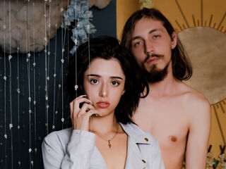 naked cam couple gallery JunnaAndKurt