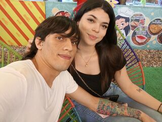 camcouple live porn cam KeityandLiam