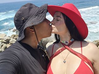 hot naked webcam couple NahomiAndLeo