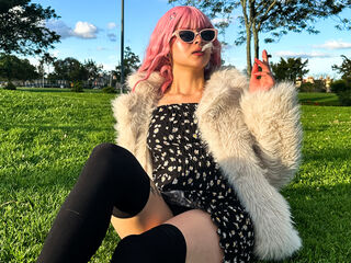 high heel fetish chat room SaskiaVellour