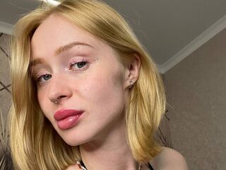 live webcam performer AdeleAllens