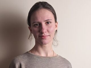 naked webcamgirl video AkilahZarucki