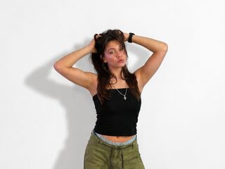 topless webcamgirl AnglaNadolski