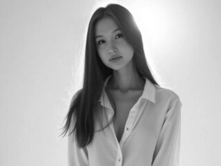 webcam AstridManning