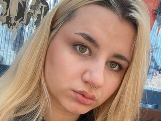 naked cam girl picture BarbaraWellsmith