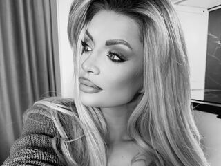 chat room live cam BriannaReynold