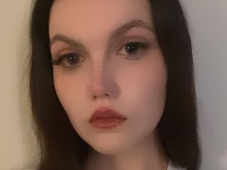 camgirl fingering bald pussy BrittaAmrine