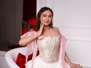 topless cam girl ChloeCalloway