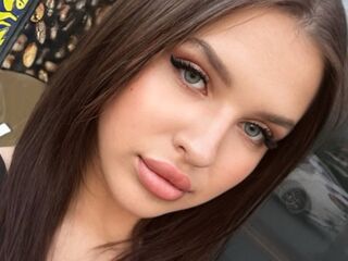 naughty camgirl masturbating CoraLennox