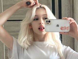 strip show CourtneyAdamo