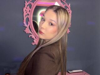 naked cam chatroom DarnellCalvani