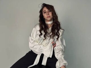 camgirl showing pussy DayleJageman