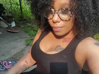 closeup cam DesiraeLuciano