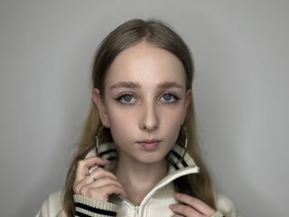 adult cam show DessieBusche