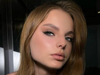 hot striptease webcam DoraWilliams