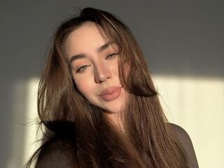 cam girl playing with sextoy ElenaYork