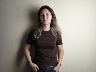 cam show ElishaBerbary