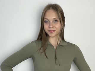 girl nude ElviaSix