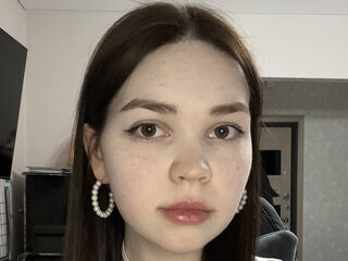 free live show EmiliRoyzi