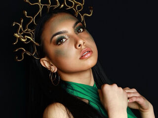 fingering webcam girl EmilianaEscobar