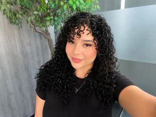 girl chatroom EmilyJune
