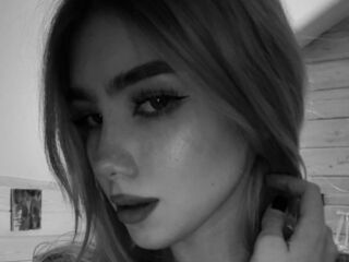 naughty video chat EmmaBlond