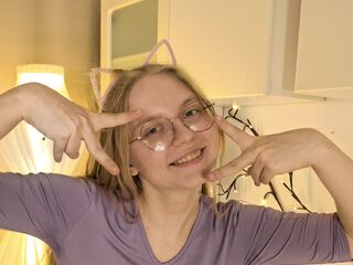 fingering girl cam FerneLangan