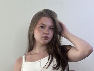 naked camgirl masturbating with dildo FredericaGallien