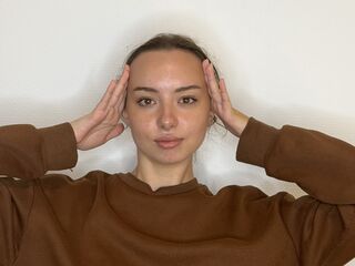naked girl with webcam masturbating with vibrator HertaLaraby