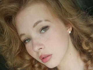 free nude cam IllaPytlewski