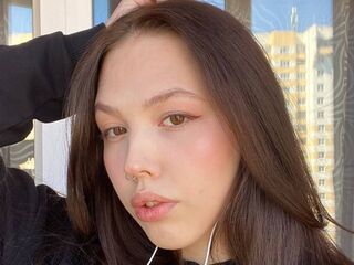 naked cam girl JanettLemoyne