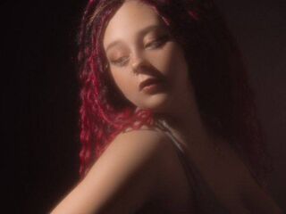 camslut showing pussy JennyCharm