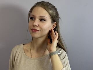 camslut masturbating JessicaFreligh