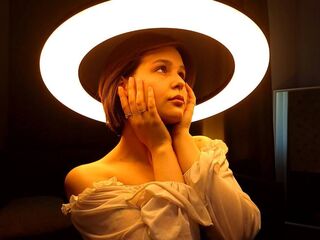 masturbating girl JoslynDelmolino