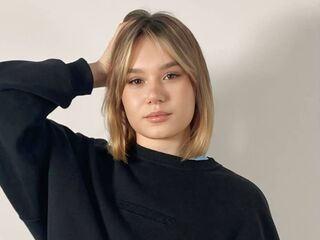 webcamgirl sex chat JoyeLatin