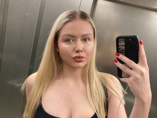 free chat room JuliaRupert