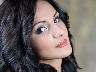 live webcam performer JulyJulie