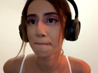 fingering camgirl JulySapphire