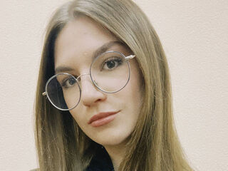 adult liveshow KaraTribley