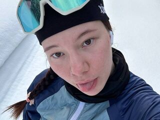 camgirl spreading pussy KatieLinda