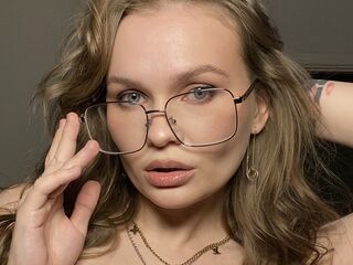 naked cam girl gallery KattyWests