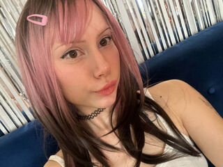 camslut webcam video KayaSnowy