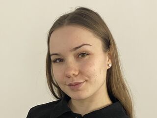 camslut fingering pussy KayleenSteuart