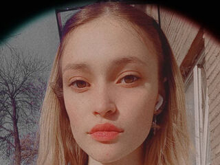 closeup cam KendalSommella