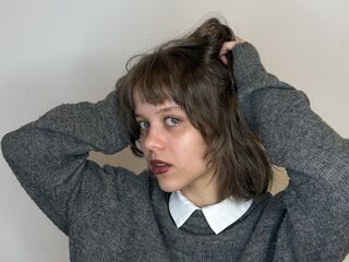 hot strip tease webcam KieraRusson