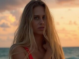 camgirl showing tits KiraBen